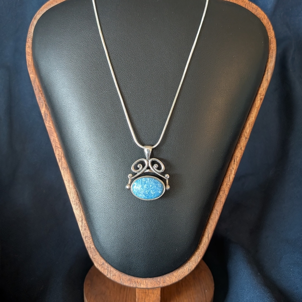 Vintage 925 Sterling Silver Snake Chain With Onyx And Blue Agate Flip Pendant